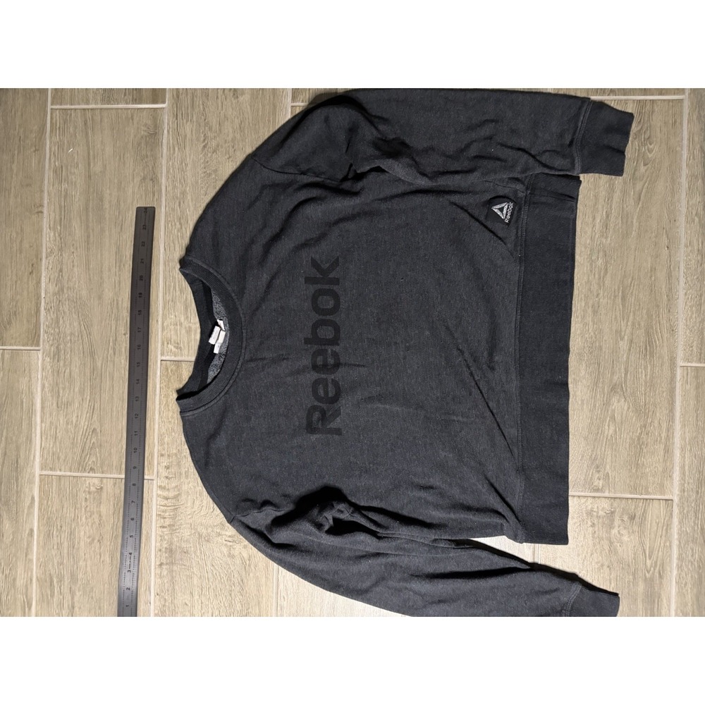Women's Black Reebok Long Sleeve Sweatshirt Size Medium Pre-Owned - Picture 8 of 16